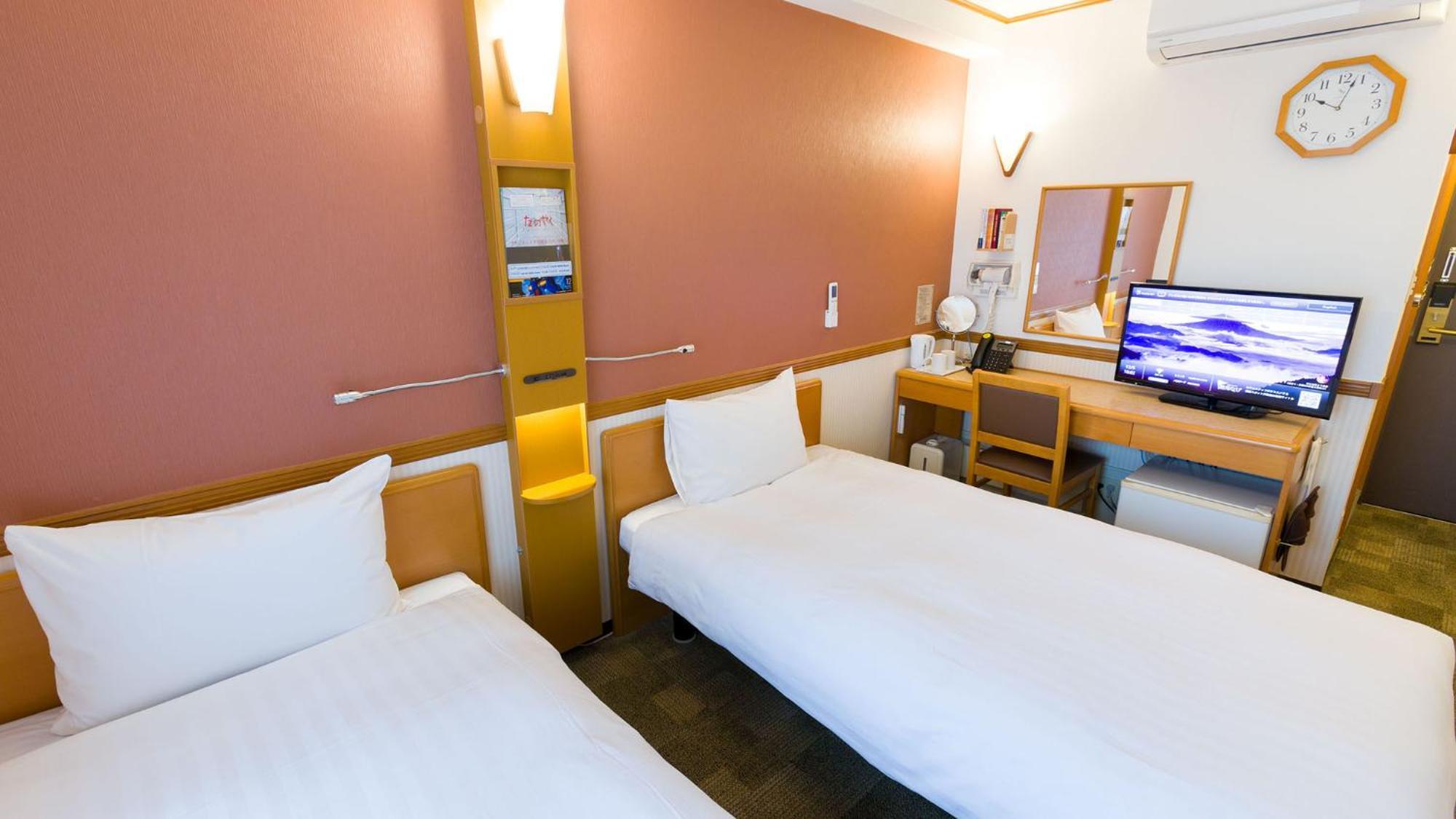 Toyoko Inn Takamatsu Hyogomachi Habitación foto
