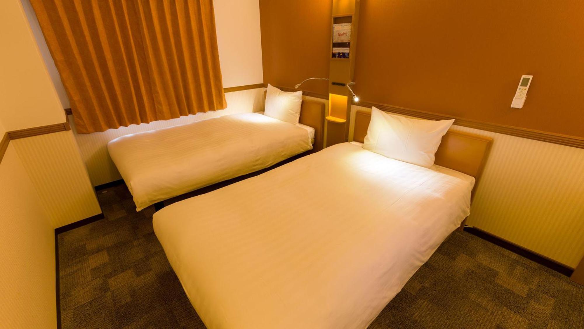 Toyoko Inn Takamatsu Hyogomachi Habitación foto