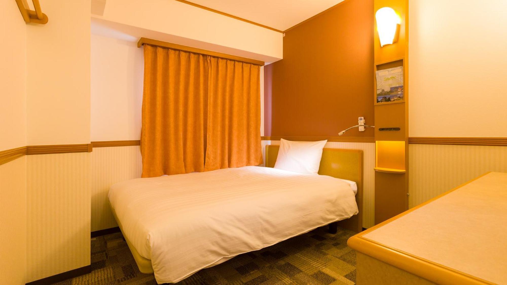 Toyoko Inn Takamatsu Hyogomachi Habitación foto
